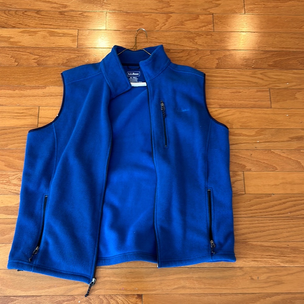 L.L bean men’s sleeveless fleece
